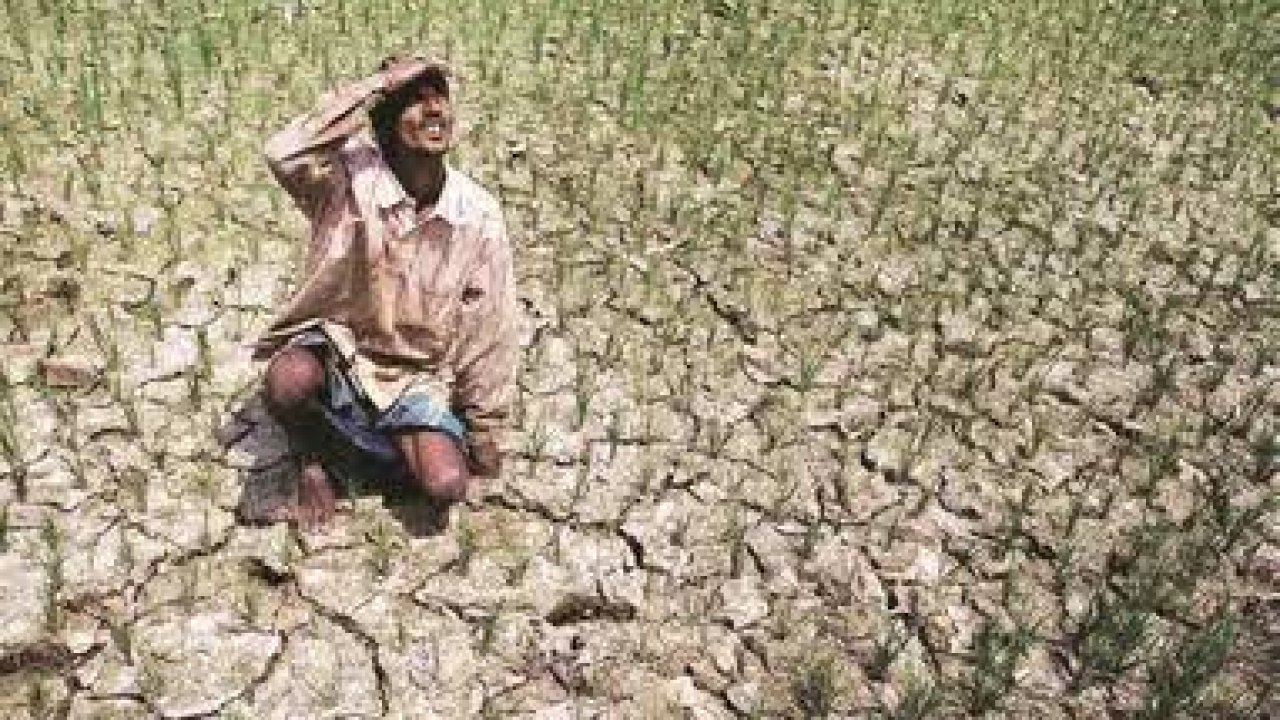 Rains : పాపం రైతులు.. రుతుపవననాలొచ్చాయి..మరి వర్షాలెక్కడ?