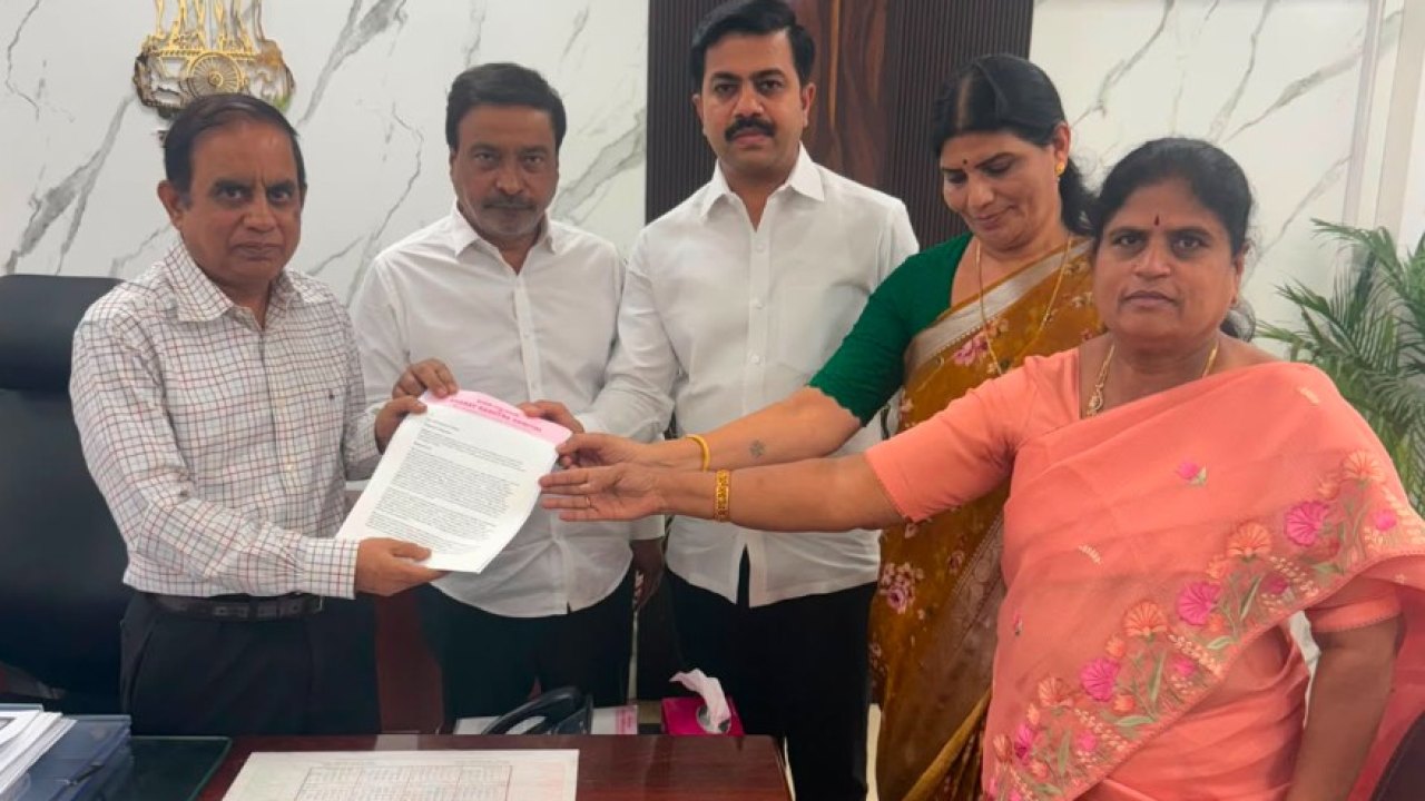 CM Double vote: రేవంత్‌రెడ్డి రెండు ఓట్లపై ఈసీని ఆశ్రయించిన బీఆర్ఎస్!