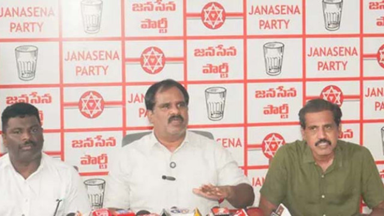 AP: వైసీపీ కుల, మత ఘర్షణలు సృష్టిస్తోంది.. జనసేన ఎమ్మెల్యే ఆగ్రహం