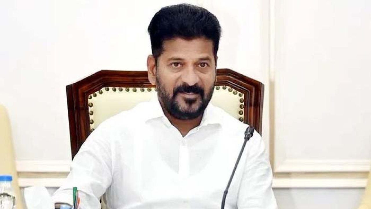 Breaking : సీఎం రేవంత్కు తప్పిన పెనుప్రమాదం