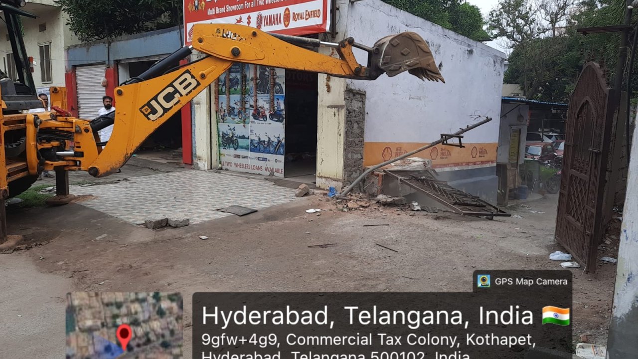 పోలీస్ స్టేషన్ భూమి కబ్జా.. రంగంలోకి దిగిన హైడ్రా!..