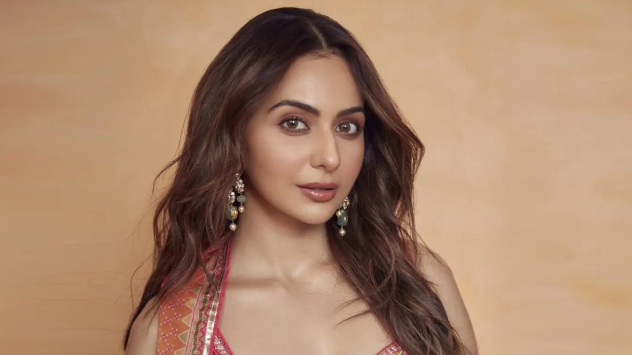 Rakul Preet Singh: అది కొనుక్కోవచ్చుననే సినిమాల్లోకి వచ్చా!