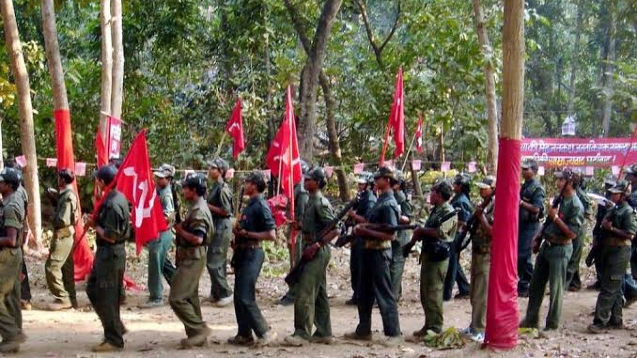 Maoists : మళ్లీ మావోయిస్టుల కలకలం.. పోస్టర్స్ విడుదల