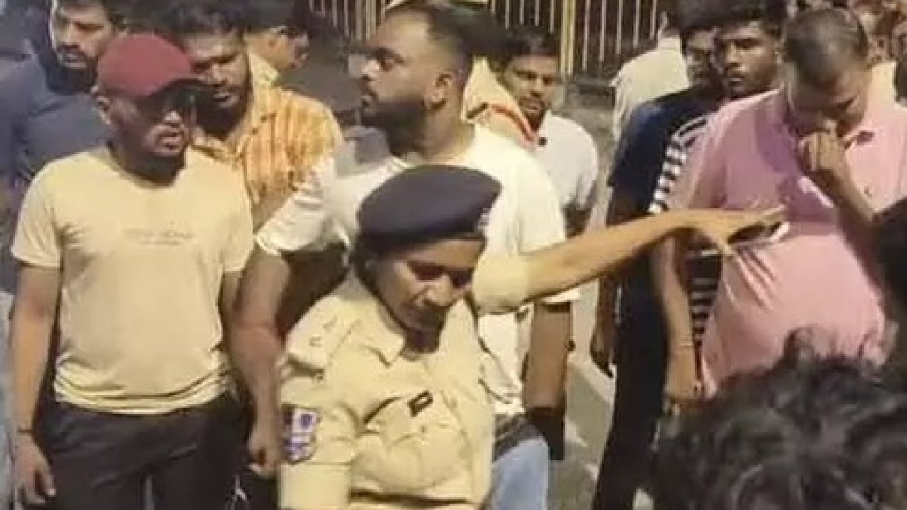 TG : గణపయ్య కోసం బాహబాహీ.. ఒకరు మృతి