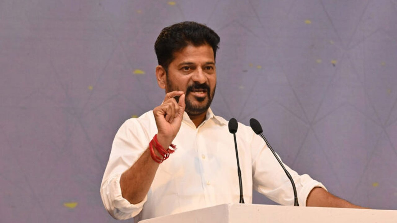 Telangana Cabinet Expansion : తెలంగాణ కేబినెట్ లొల్లి.. టీపీసీసీ చెప్పినా తగ్గని ఆశావహులు.. రేవంత్ తేల్చేస్తారా?