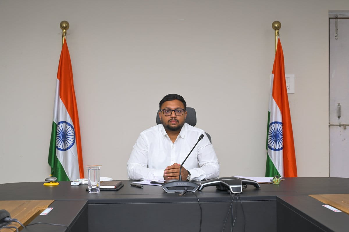 TG : సూర్యాపేట కలెక్టర్ సంతకం ఫోర్జరీ.. బ్యాంకు మేనేజర్ అరెస్టు