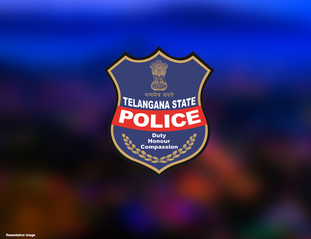 Telangana: పోలీస్ శాఖలో కీలక పరిణామాలు.. డిఐజి చౌహాన్ పై  వేటు!..