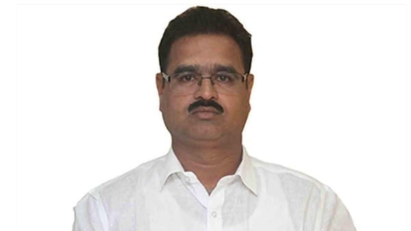 TG : జూదం ఆడుతూ మళ్లీ దొరికిన మెదక్ డీసీసీబీ చైర్మన్ ..