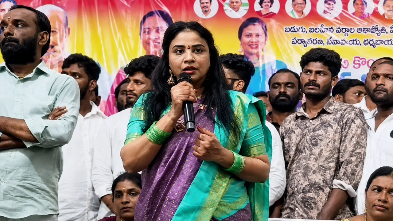 Warangal: కొండా సుస్మిత ఇండిపెండెంట్ గా బరిలోకి దిగుతారా?!..