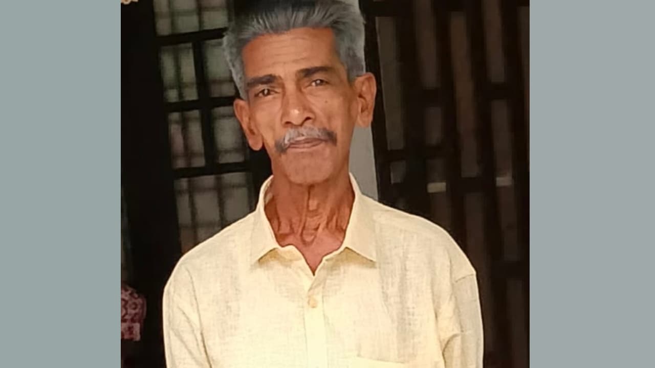 Crime : ఐఫోన్ కోసం మనవరాలి ఘాతుకం..తాతను హత్య చేయించి..!