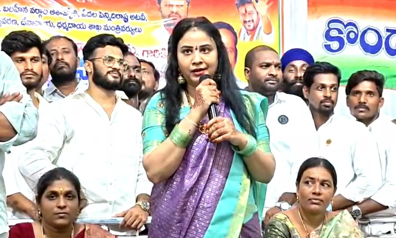 Congress : రేవంత్పై కూతురి వివాదాస్పద వ్యాఖ్యలు.. కాసేపట్లో విచారణకు కొండా సురేఖ!