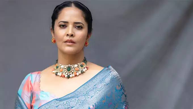 సినీ నటి అనసూయపై కేసు నమోదు.. బోరబండ పీఎస్‌లో బీజేపీ నేతల ఫిర్యాదు!