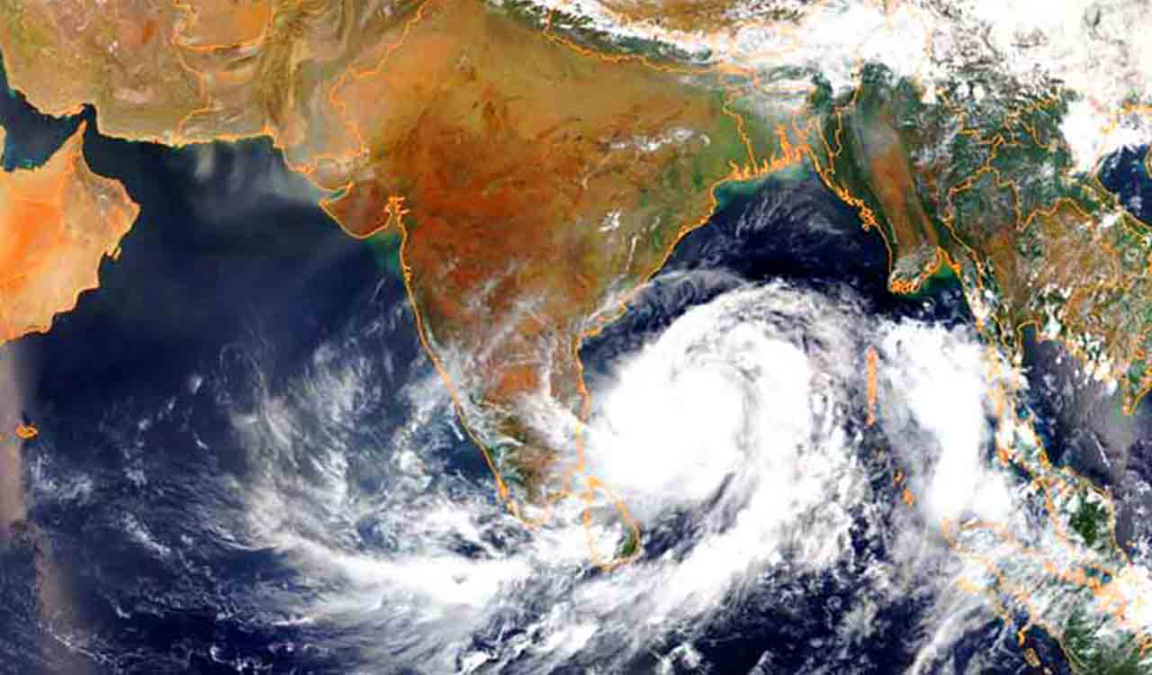 Weather Report: బంగాళాఖాతంలో అల్పపీడనం.. ఈ ప్రాంత ప్రజలు అలర్ట్!..