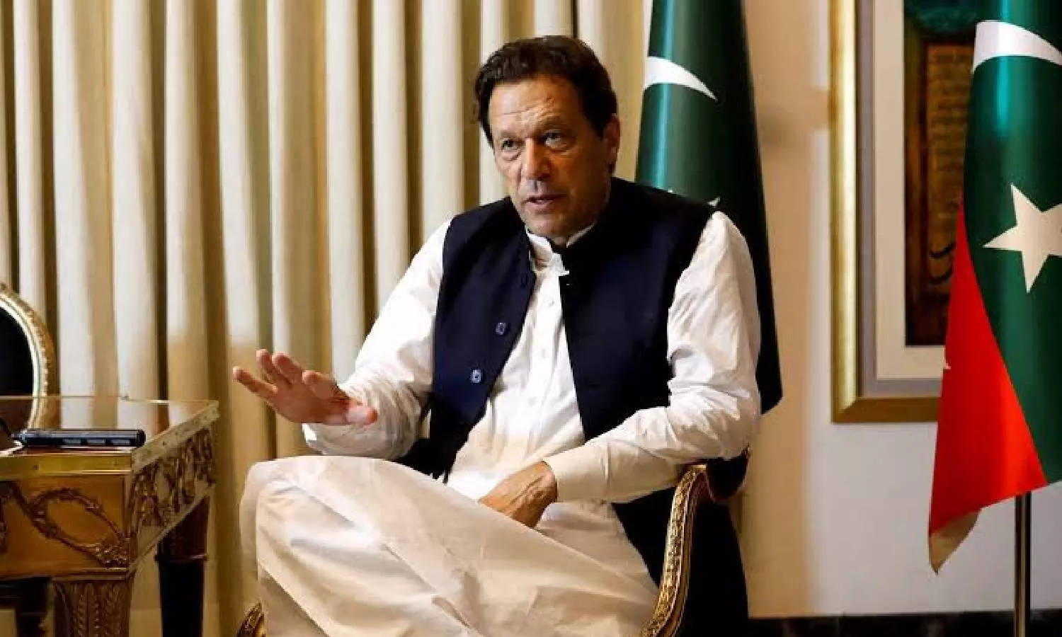 Imran Khan: సుప్రీంకోర్టు ఆదేశాలతో ఆసుపత్రికి ఇమ్రాన్ ఖాన్.. పాక్ రాజకీయాల్లో కీలక మలుపు!