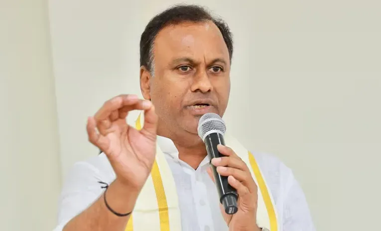Congress : మీనాక్షి నటరాజన్కు షాకిచ్చిన కోమటిరెడ్డి రాజగోపాల్ రెడ్డి