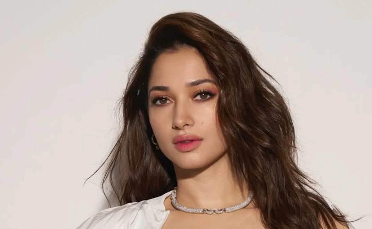 Tamannaah Bhatia: రెమ్యునరేషన్తో హడలెత్తిస్తున్న మిల్కీ బ్యుటీ..ఐటం సాంగ్స్ కూడా పాయే!