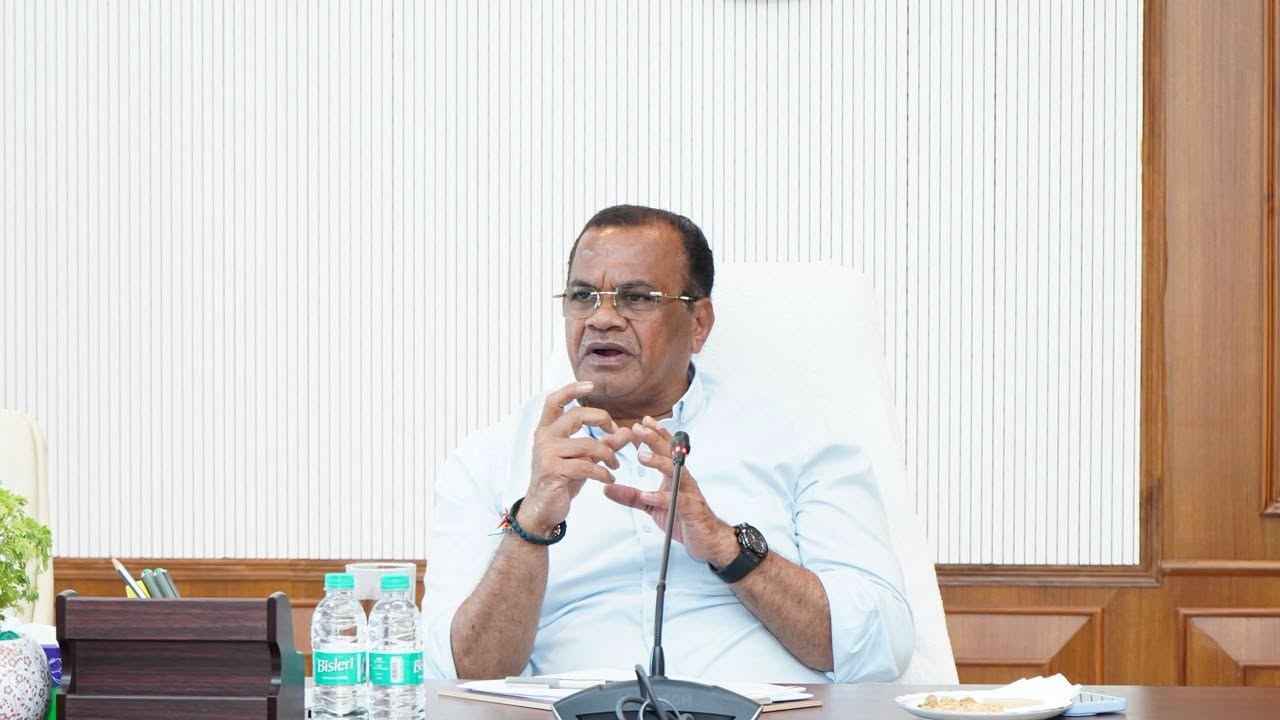 Komati Reddy: ప్రజలకు మాటిచ్చాం, గడువులోగా పూర్తవ్వాల్సిందే- ఉప్పల్ ఎలివేటెడ్ కారిడార్ సమీక్షలో మంత్రి కోమటి రెడ్డి