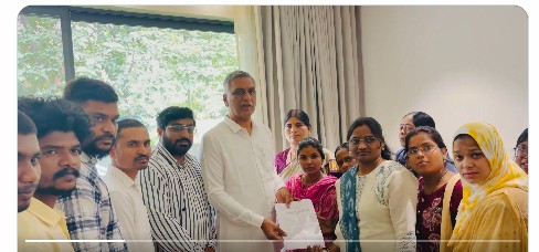 BRS : ఆరోగ్య శ్రీపై రేవంత్ ఉత్తమాటలు.. 18 నెలలు జీతాలివ్వకపోతే ఎలా బతకాలి? : హరీశ్ రావు