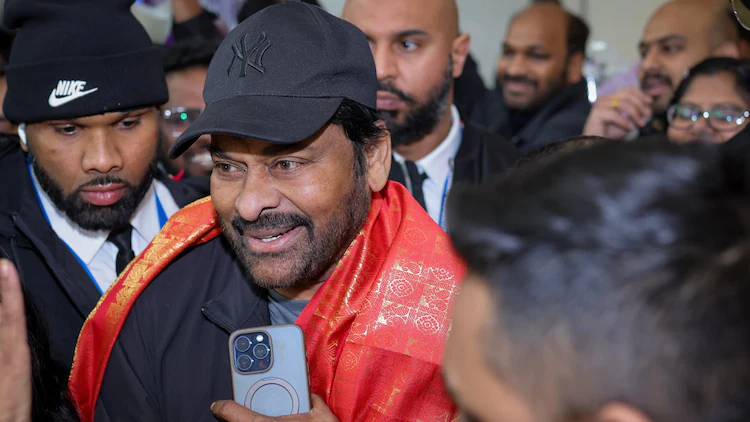 Megastar Chiranjeevi: ఆ లుక్కే హైలెట్ అవుతుందిగా చిరు!