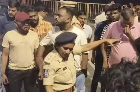 TG : గణపయ్య కోసం బాహబాహీ.. ఒకరు మృతి