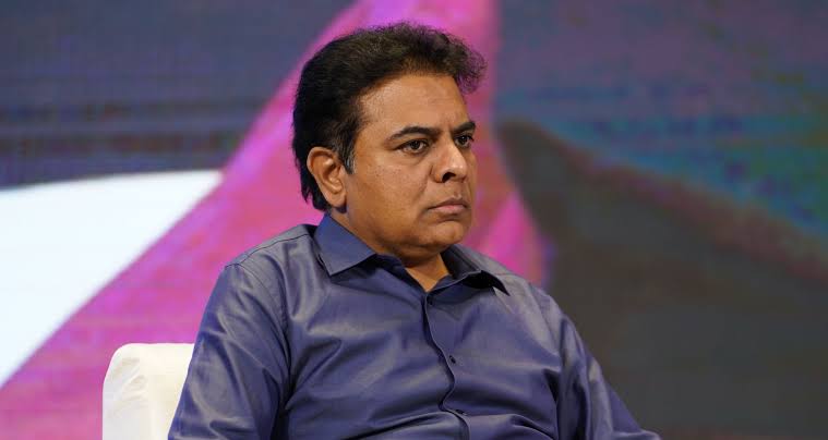 Telangana: ఫార్ములా ఈ-రేస్ కేసులో కీలక పరిణామం.. ఏసీబీ కోర్టుకు కేటీఆర్!!..