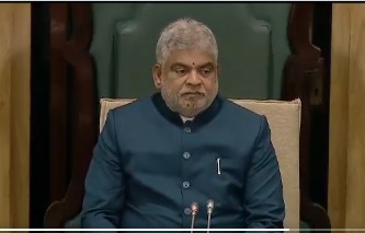 BRS : స్పీకర్ సంచలనం.. బీఆర్ఎస్ ఎమ్మెల్యేల సస్పెన్షన్