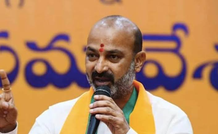 BJP : కేసీఆర్ గతే కాంగ్రెస్కు పడుతుంది : బండి సంజయ్