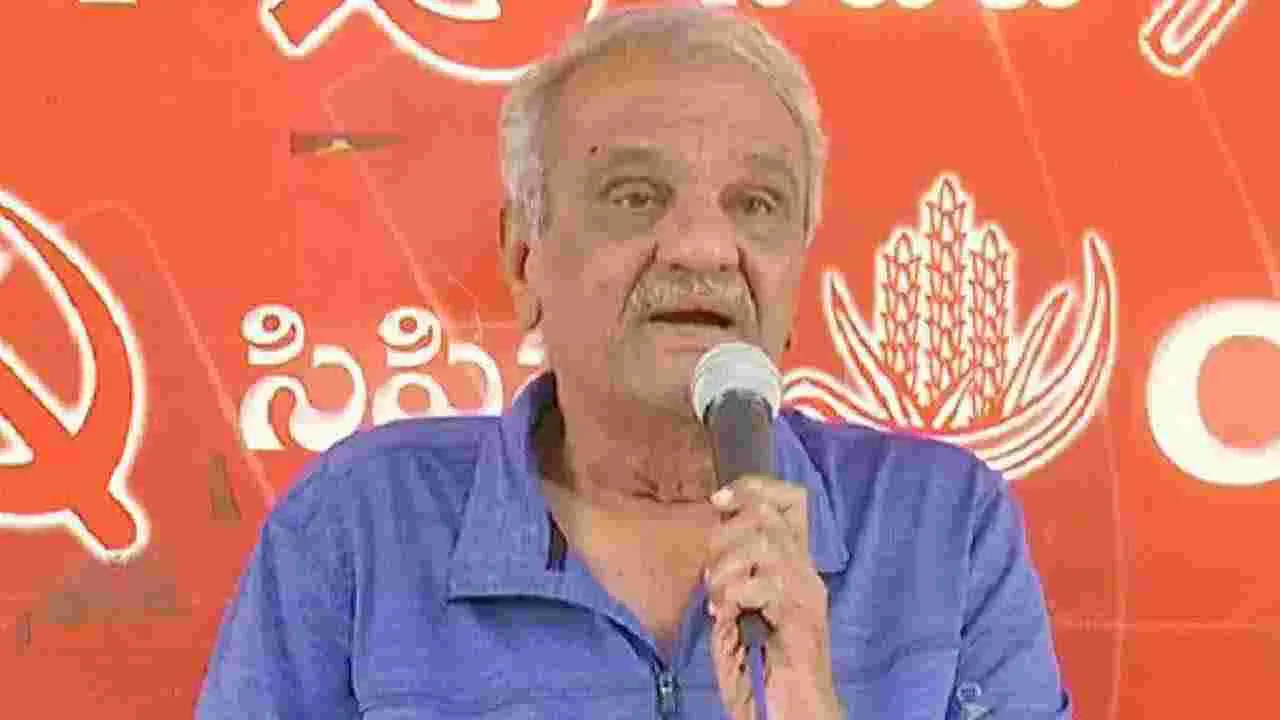 TG : తప్పులుంటే  సరిచేయాలి..చిన్నవాటికే నోటీసులిస్తారా? : సీపీఐ  నారాయణ