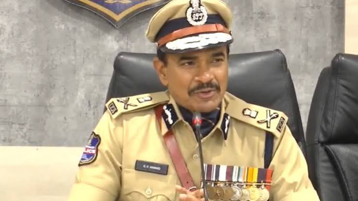 TG : మహిళను జుట్టుపట్టుకుని ఈడ్చుకెళ్లిన ఘటన.. డీజీపీ సంచలన ఆదేశాలు
