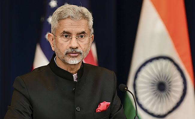 National :ఉగ్రదేశం నన్ను ప్రశ్నిస్తోంది.. పాక్ జర్నలిస్టుకు జై శంకర్ దిమ్మతిరిగే కౌంటర్