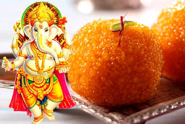 మత సామరస్యం అంటే ఇదే.. రూ.1.45లక్షలకు గణేశ్ లడ్డూను దక్కించుకున్న ముస్లిం దంపతులు!
