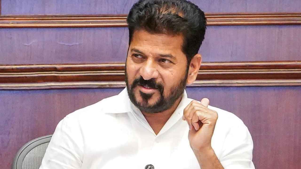 మాట తప్పిన రేవంత్ రెడ్డి.. జర్నలిస్టుల జీవితాలతో చెలగాటం.. పేట్ బషీరాబాద్ స్థలం "గురుకుల" పాఠశాలకు