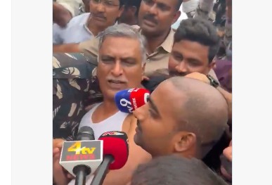 BRS : అసెంబ్లీ వద్ద రణరంగం.. టీ షర్ట్ విప్పేసిన హరీశ్ రావు, కేటీఆర్ అరెస్టు!