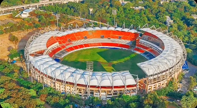 హైదరాబాద్‌కు మరో మకుటం.. ఫ్యూచర్ సిటీలో ప్రపంచంలోనే అతిపెద్ద క్రికెట్ స్టేడియం!