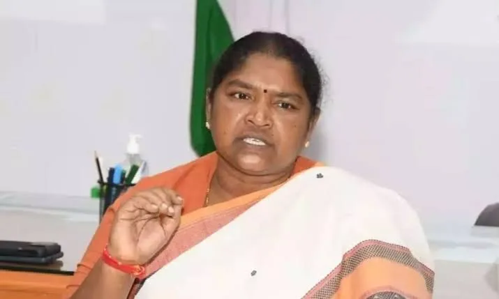 వీబీ-జీ రామ్ జీ అమలుపై మంత్రి సీతక్క కీలక ఆదేశాలు!