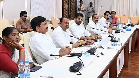 TG : తెలంగాణ కేబినెట్‌లో భారీ ప్రక్షాళన.. నలుగురు ఔట్?