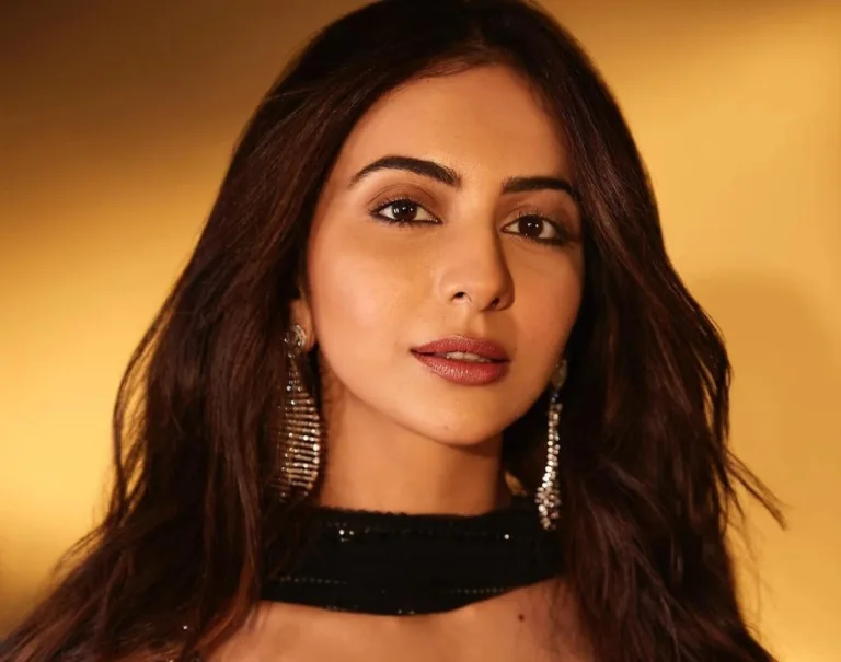 Rakul Preet Singh: హీరోయిన్ రకుల్, బాలీవుడ్ ప్రొడ్యూసర్ల ఇండ్లలో ఐటీ దాడులు