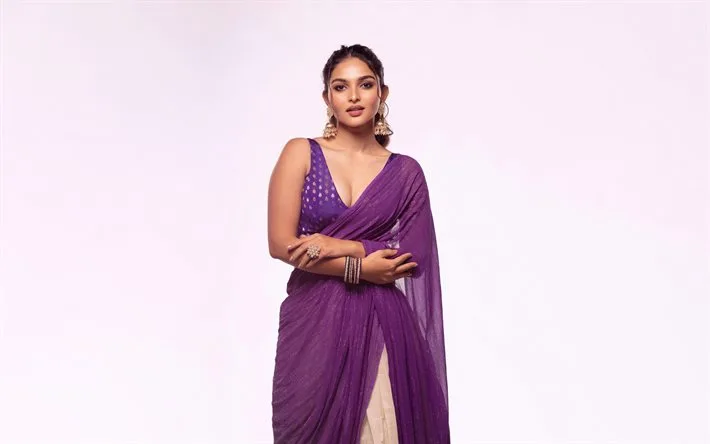 Kayadu Lohar: మూడు సినిమాలతో అలరించబోతున్న గ్లామర్ బ్యూటీ!