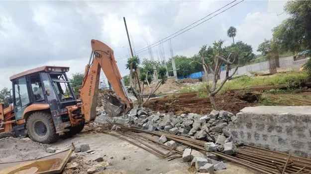 జన్వాడలో అక్రమ వెంచర్‌పై చర్యలు సరే.. ఇప్పుడు అసలు ప్రశ్న ఒక్కటే