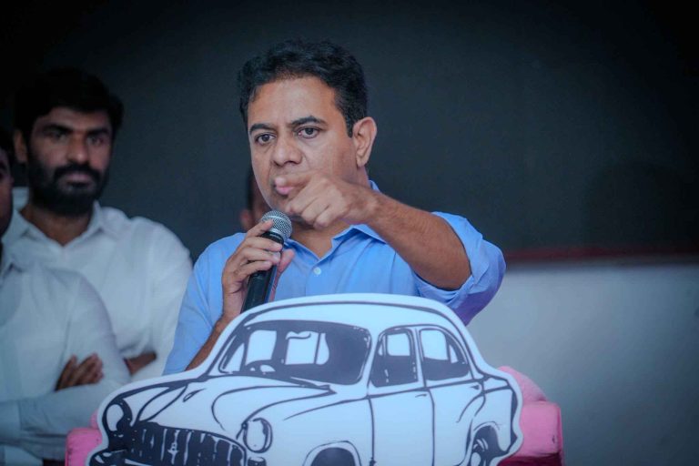KTR: రేవంత్ పాలనలో దేశంలోనే అతిపెద్ద భూ కుంభకోణం- కేటీఆర్