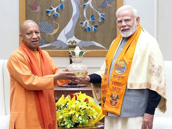 Yogi Adityanath: జెవార్ ఎయిర్‌పోర్టుకు మోడీ పేరు.. సీఎం యోగి సంచలన ప్రకటన!