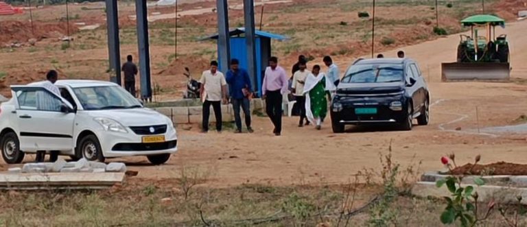 TG: స్వేచ్ఛ ఎఫెక్ట్‌.. రూ.300 కోట్ల భూముల్లో ఎమ్మెల్యే  దందాపై విజిలెన్స్  ఎంక్వైరీ..!