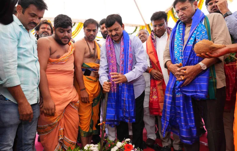 Indiramma Illu: ఏడాదిలోగా పేదలకు ఇందిరమ్మ ఇళ్లు- మంత్రి పొంగులేటి శ్రీనివాస్ రెడ్డి