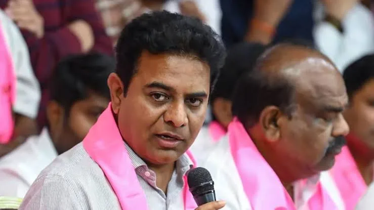 TG: హైకమాండ్‌కు ఈఎంఐ కట్టకపోతే రేవంత్ పదవి పోతుంది: కేటీఆర్