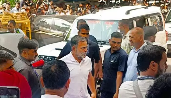 Delhi: ఢిల్లీలో మరోసారి టెన్షన్ వాతావరణం..ఎఫ్ఐఆర్లో సెంచరీ కొట్టడమే లక్ష్యమన్న రాహుల్!!..