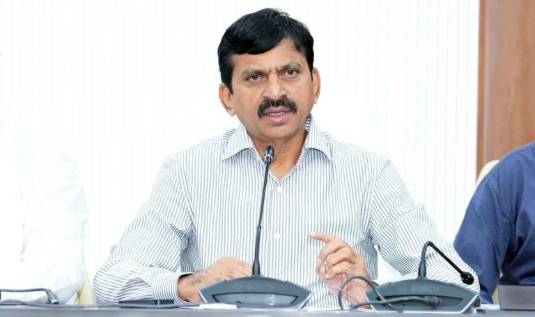 ప్రభుత్వ భూముల పరిరక్షణలో రాజీలేని పోరాటం- మంత్రి పొంగులేటి శ్రీనివాసరెడ్డి