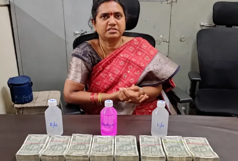 TG: రూ.4 లక్షల లంచం తీసుకుంటూ రెడ్ హ్యాండెడ్గా దొరికిన టౌన్ ప్లానింగ్ ఆఫీసర్!