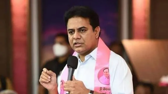 KTR: నచ్చినోళ్లకే దోచిపెట్టారు.. రేడియల్ టెండర్లను రద్దు చేయాల్సిందే: కేటీఆర్