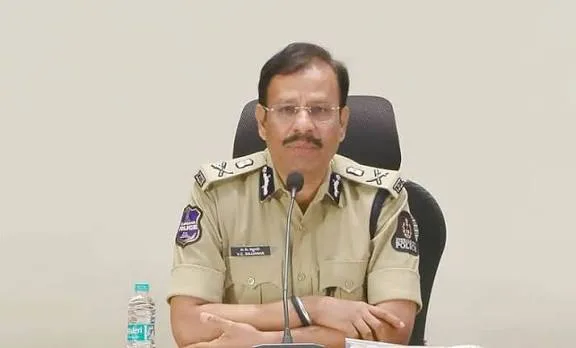 TG:  ‘NO’ అని ఒక్క మెసేజ్ ఇస్తే చాలు.. బ్యాంక్ ఖాతా ఖాళీ: సీపీ సజ్జనార్