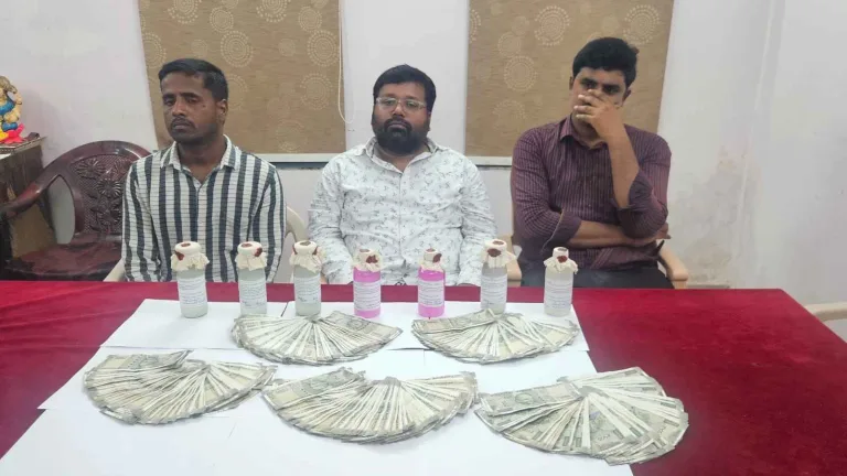 ACB: రూ.2.50 లక్షల లంచం తీసుకుంటూ ఏసీబీకి చిక్కిన కీసర డిప్యూటీ తహసీల్దార్